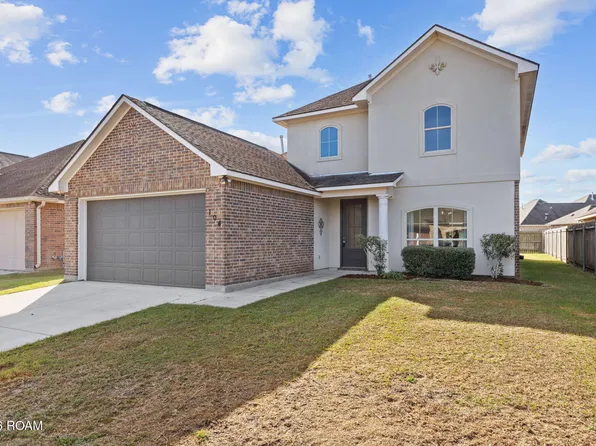 104 Cautillion Dr, Youngsville, LA 70592