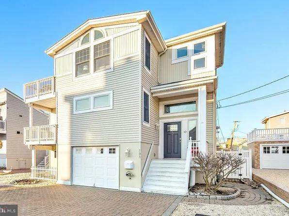 109 W 15th St, Brant Beach, NJ 08008