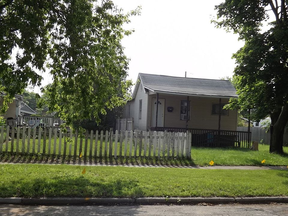 1st image of 318 N 13th St