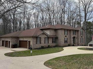 245 The Woods, Bedford, IN