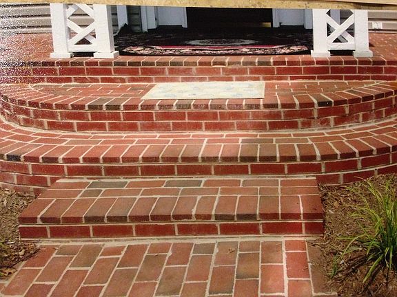 2nd image of 219 Randolph St