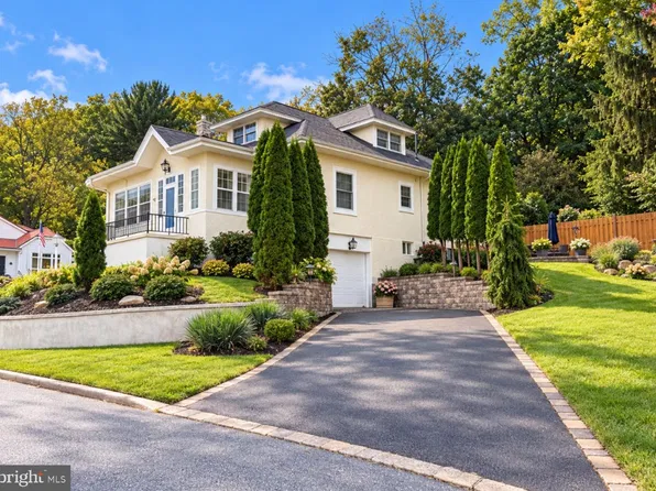 300 Chestnut St, Shillington, PA 19607