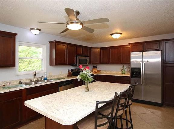 5th image of 1757 Fountainbleu Dr