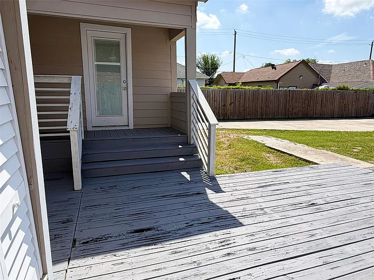 1126 Ryon St #A — Photo 10