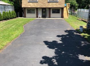 11 Haag St #1, Sayreville, NJ 08872