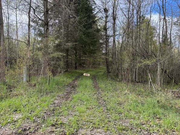 6920 Pringle St, Sand Lake, MI 49343