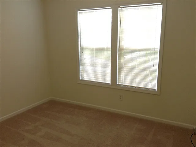 5899 Culloden Ct — Photo 9