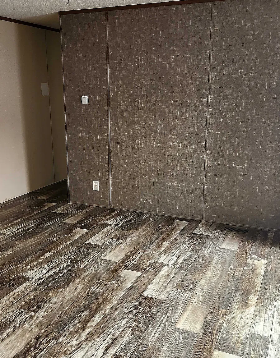 3 bed, 1024 sqft, $1,095 — Photo 3