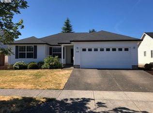 748 NE Summerfield St, McMinnville, OR