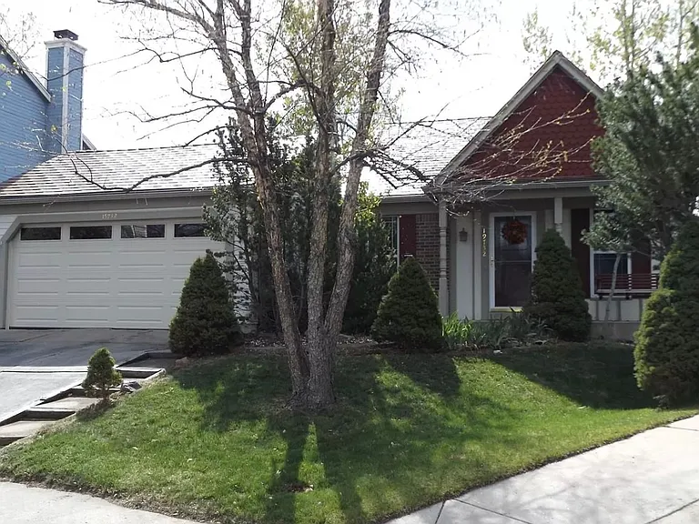 19732 E Bates Dr — Photo 2