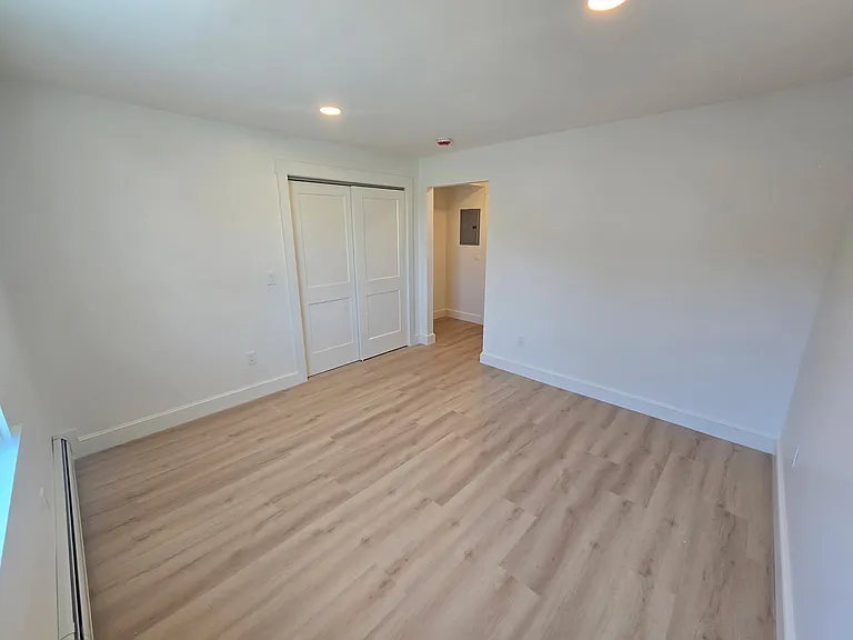 24 Pleasant St #2 — Photo 4