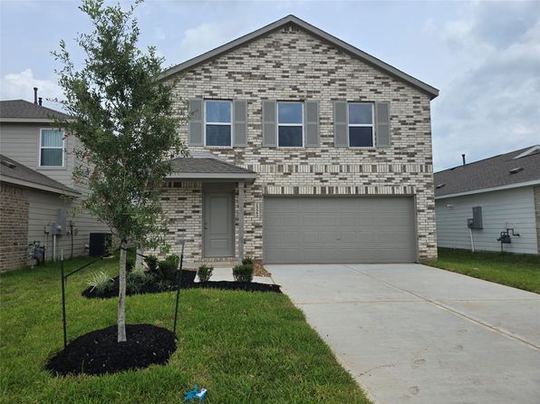 25560 Blossom Ct