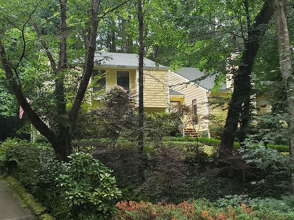 1st image of 163 Kenmare Cir SE