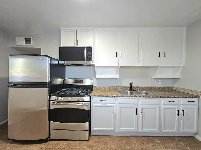 1507 W Tonto St #1 — Photo 4