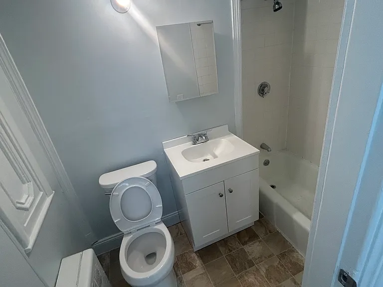 1621 Smith St #1 — Photo 8