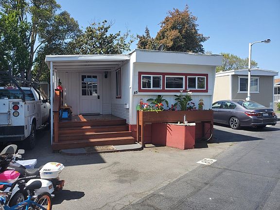 2nd image of 3499 E Bayshore Rd #85