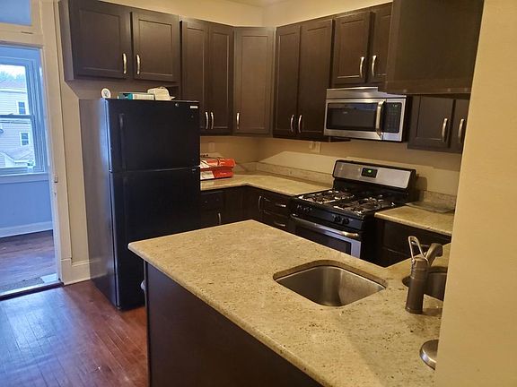5th image of 2-4116 W Melrose St #2