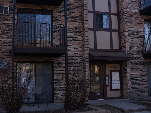 244 Klein Creek Ct APT C, Carol Stream, IL 60188