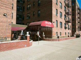 3815 149th St APT 3B, Flushing, NY 11354