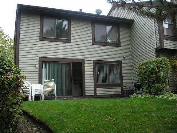 5th image of 1988 Franklin Pl Unit 1988