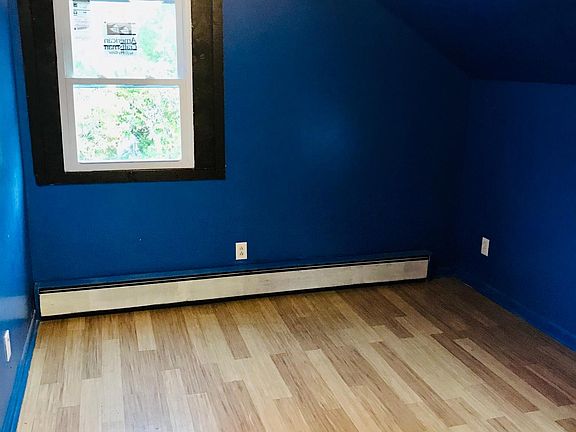 2nd image of 1299 Kensington Ave Floor 2