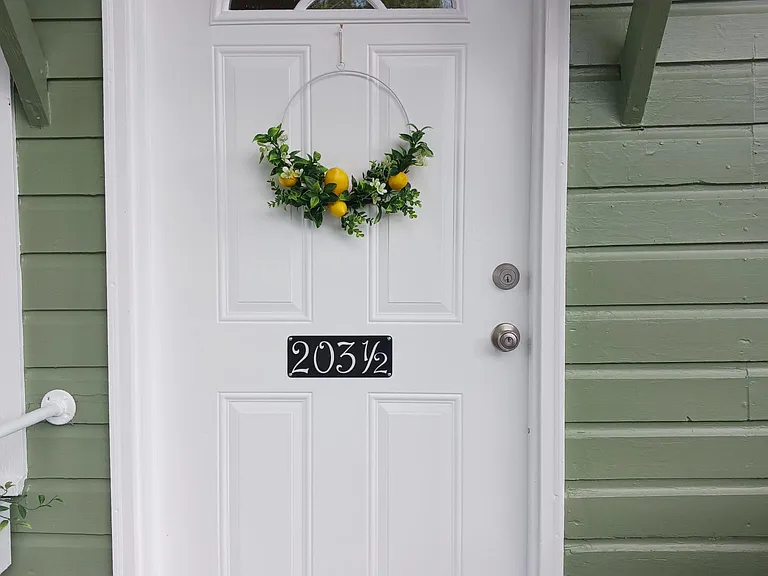 1/2 Caddel St — Photo 12