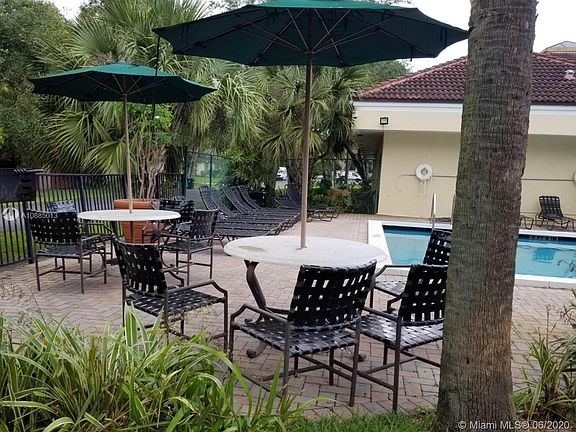 4th image of 2445 SW 18th Ter APT 123
