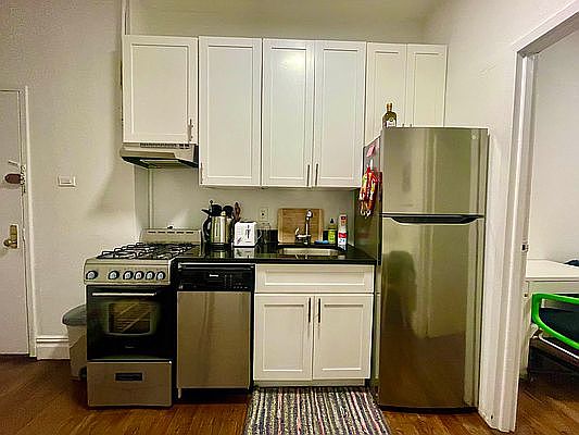 3rd image of 545 E 5th St APT 8