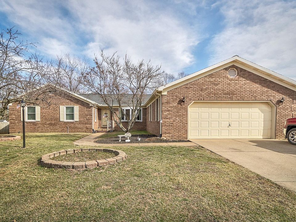 1st image of 414 Brookview Dr