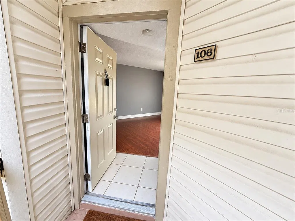 1 bed, 1.0 bath, 526 sqft, $1,250 — Photo 3