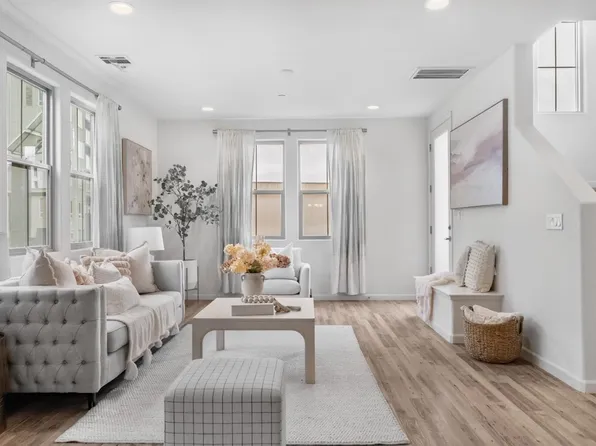 355 Expedition Ln, Milpitas, CA 95035