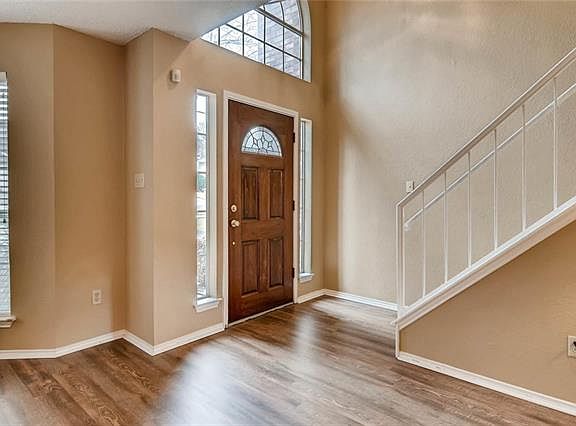 3rd image of 13215 Tamayo Dr