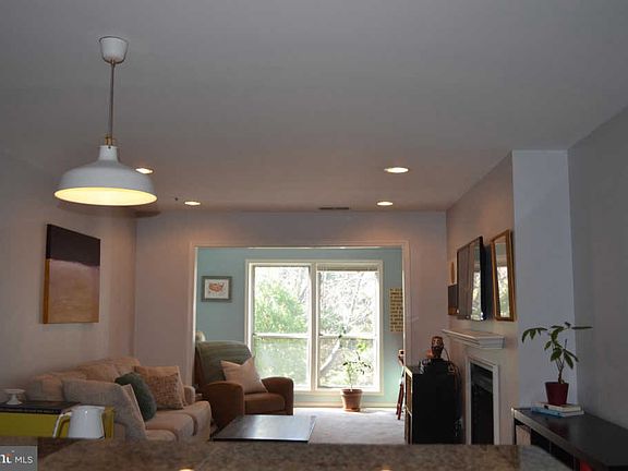 2nd image of 3178 Summit Square Dr #3-D4