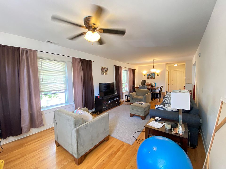 1st image of 4437 W Gunnison St #2