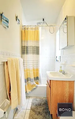 Rented by Bond New York | media 21