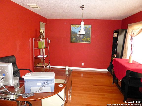 5th image of 302 Las Puertas
