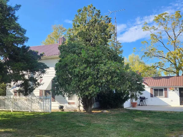 6971 Riga Hwy, Blissfield, MI 49228