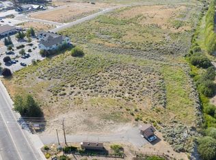 Fox Farm Rd, Big Bear Lake, CA 92315