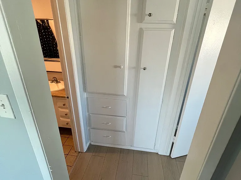 1420 Walnut Ave #8 — Photo 5
