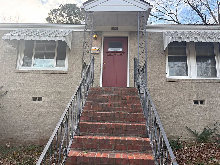 5717 Lee Ave — Photo 2