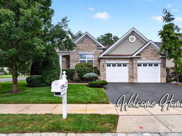14 Crooked Stick Pl, Monroe Township, NJ 08831