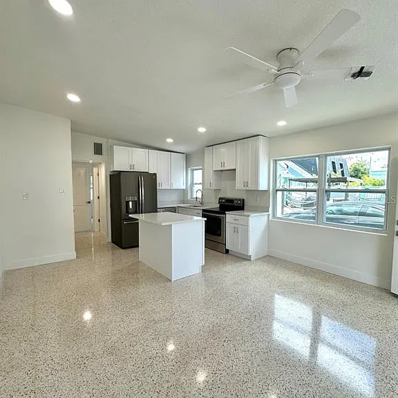 14147 Palm St #2 — Photo 5