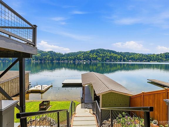 3rd image of 2227 Summit Lake Shore Road NW