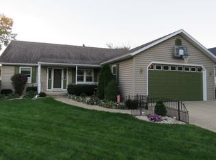 103 Rechek Cir, Fox Lake, WI 53933
