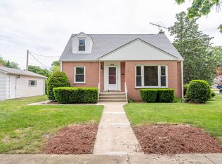 1515 Orchard St, Des Plaines, IL 60018