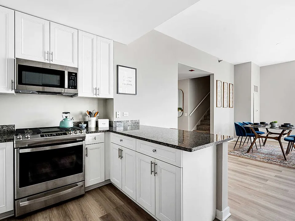 Originally developed as a condominium building, our large 1- and 2-bedroom rental residences feature spacious layouts, stainless steel appliances, and sweeping balconies.