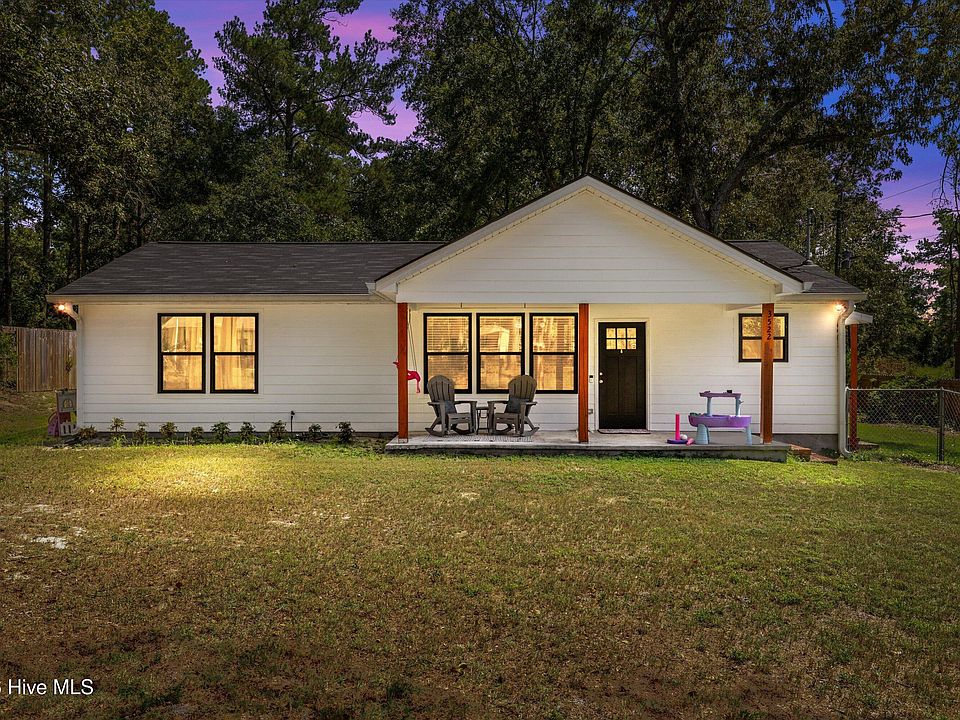 1st image of 3522 Bullock Avenue