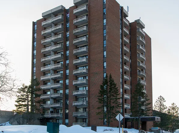 Skyline, 30 Eleanor Dr, Ottawa, ON K2E 7E5