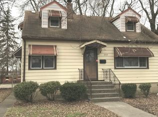 2205 Prairie St, Blue Island, IL 60406