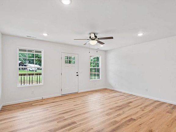 5th image of 920 County Road 1621